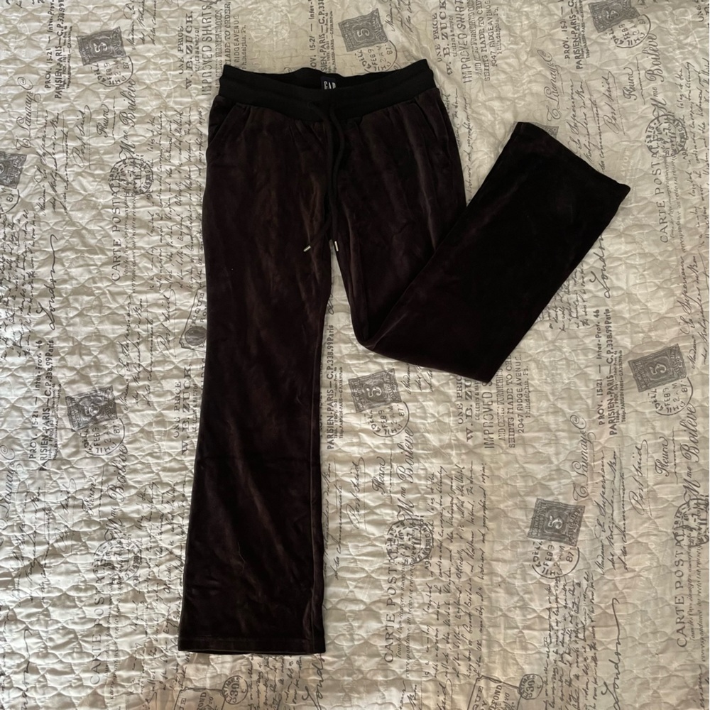[CLEARANCE] Black Velvet Yoga Pants/Flare Leggings from GAP
